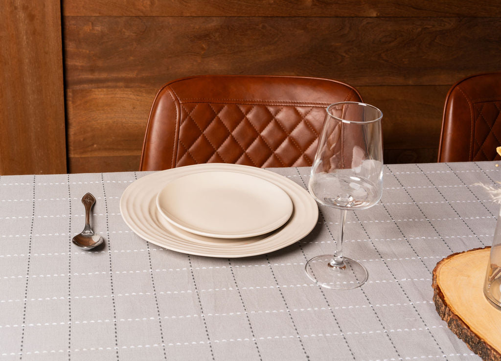 STITCHES-TABLE CLOTH