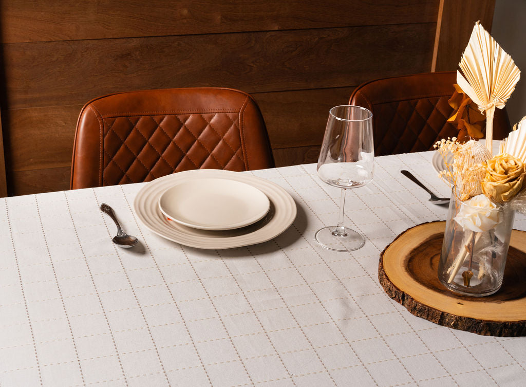 STITCHES-TABLE CLOTH