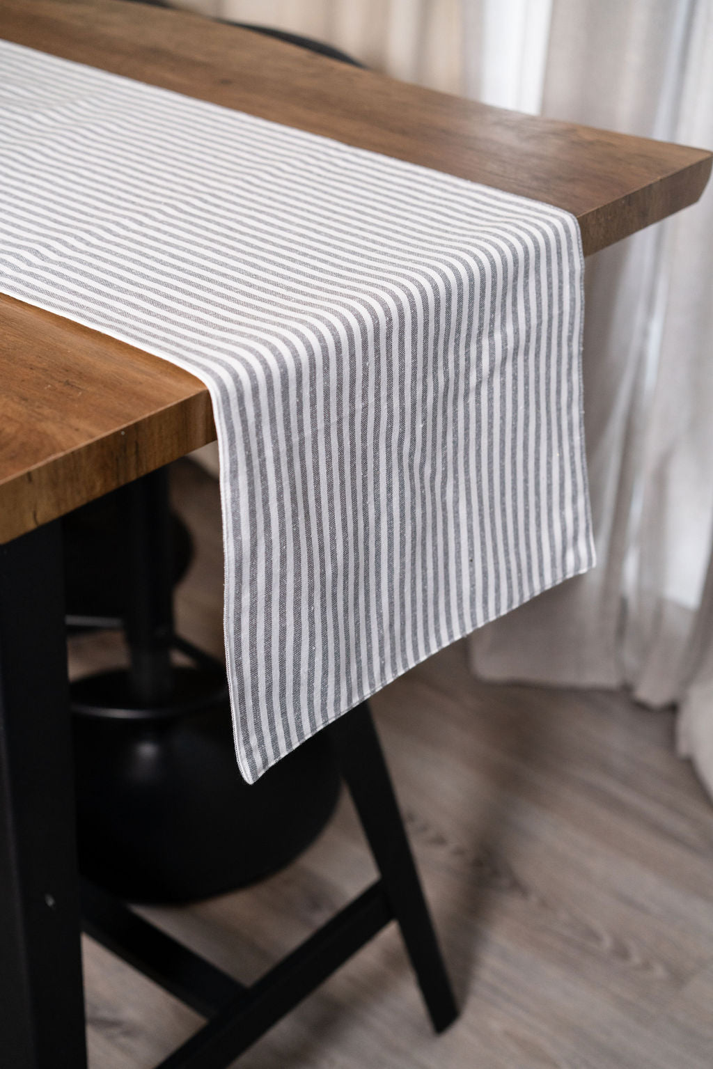 BISTRO STRIPE-RUNNER