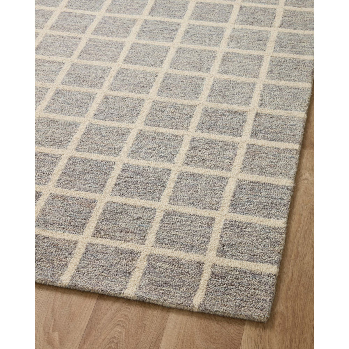 2'3 x 3'9 Loloi Chris Loves Julia x Polly Collection