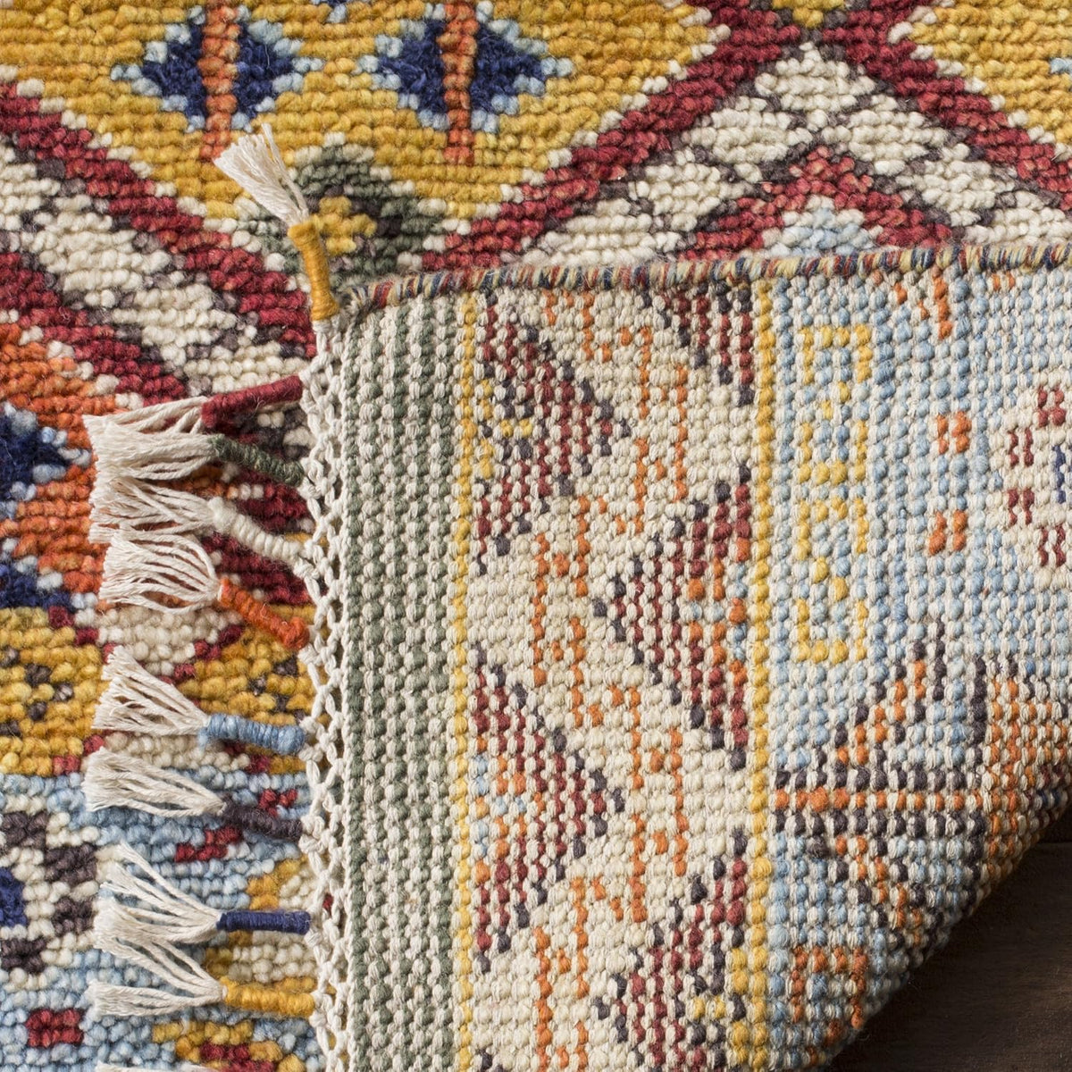8 x 10 SAFAVIEH Nomad Collection Area Rug