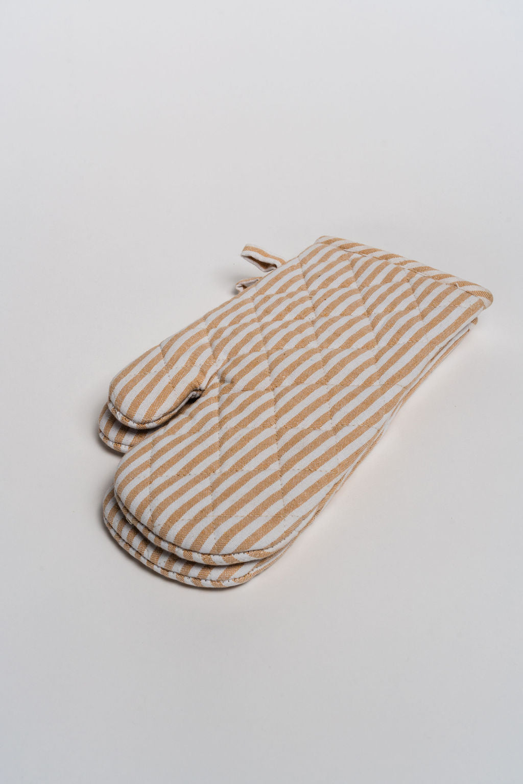 BISTRO STRIPE-OVEN MITTS-SET OF 2