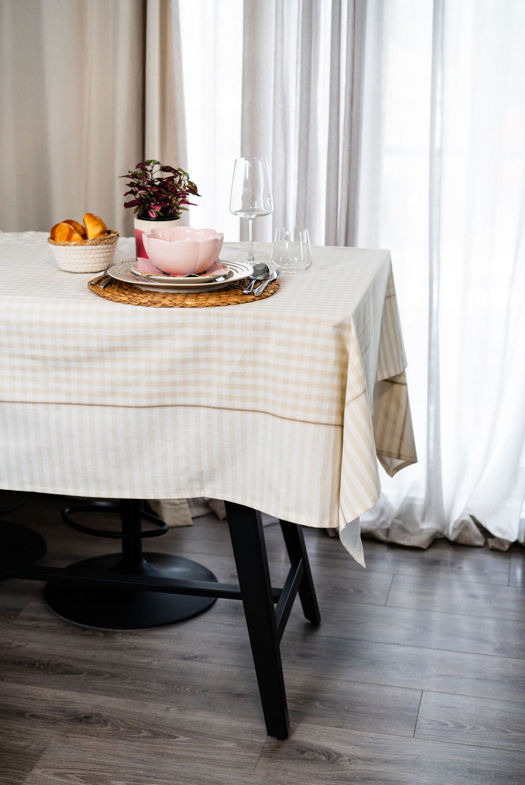 GINGHAM CHECK-TABLE CLOTH