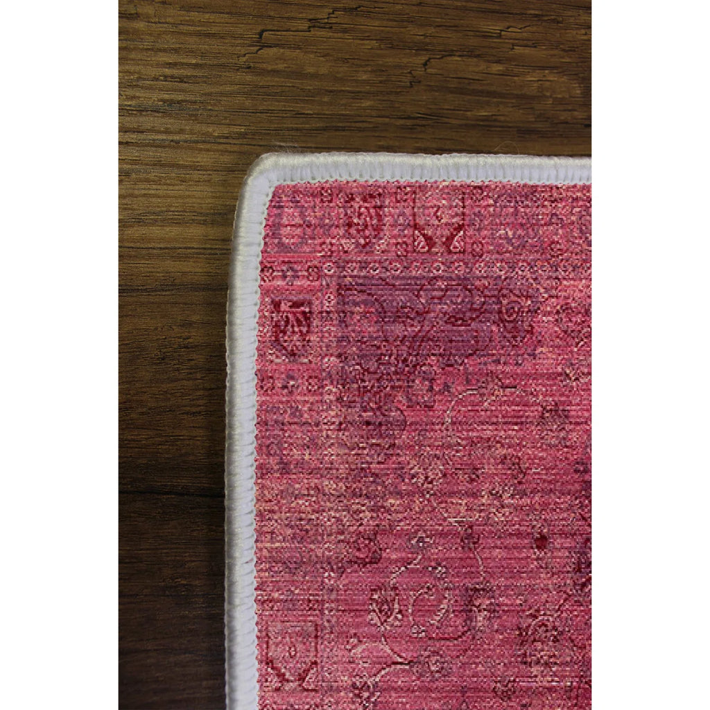 2'6 x 4 Eco-Friendly Fuchsia Area Rug
