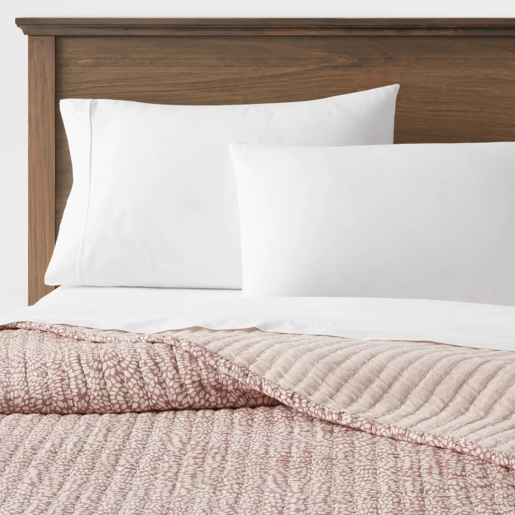 Full/Queen Reversible Matelasse Swirl Quilt - Threshold