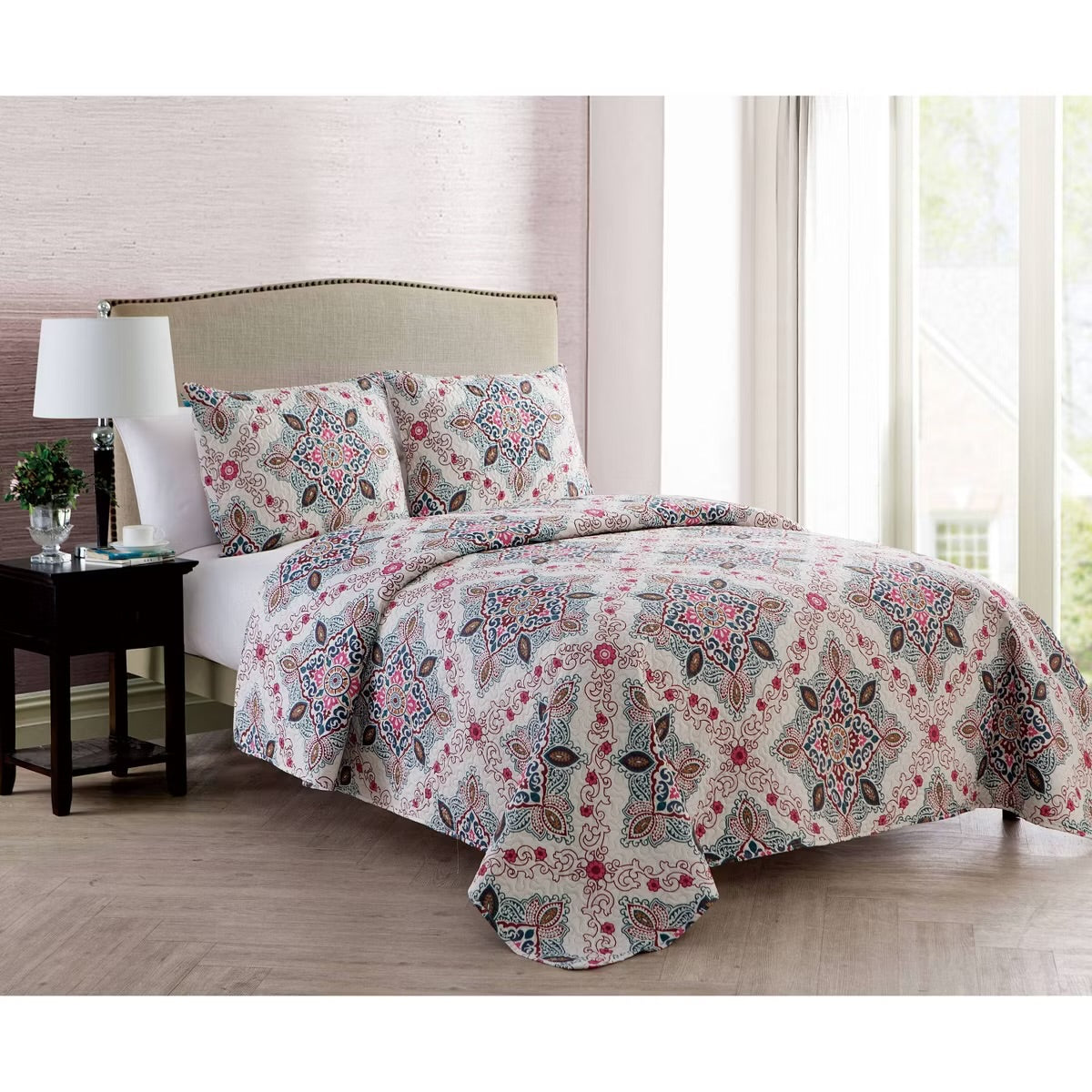VCNY Home Wyndham 3-Pc. King Medallion Q Multi King