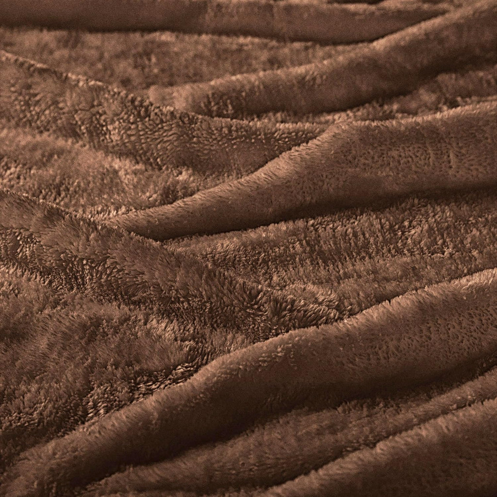 Superior Wrinkle Resistant Plu Chocolate King