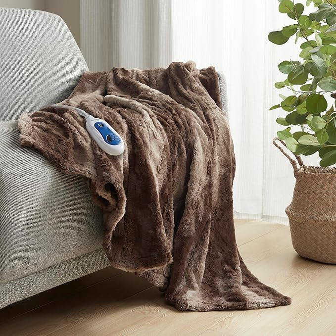 Beautyrest Zuri Reversible Oversized 50 Chocolate Throw