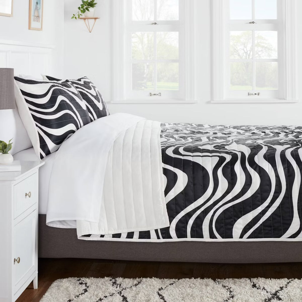 Twin Satin Quilt - Room Essentials