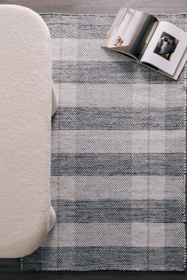 8 x 10 Window Pane Handwoven Rug - 100% Recycled Yarn