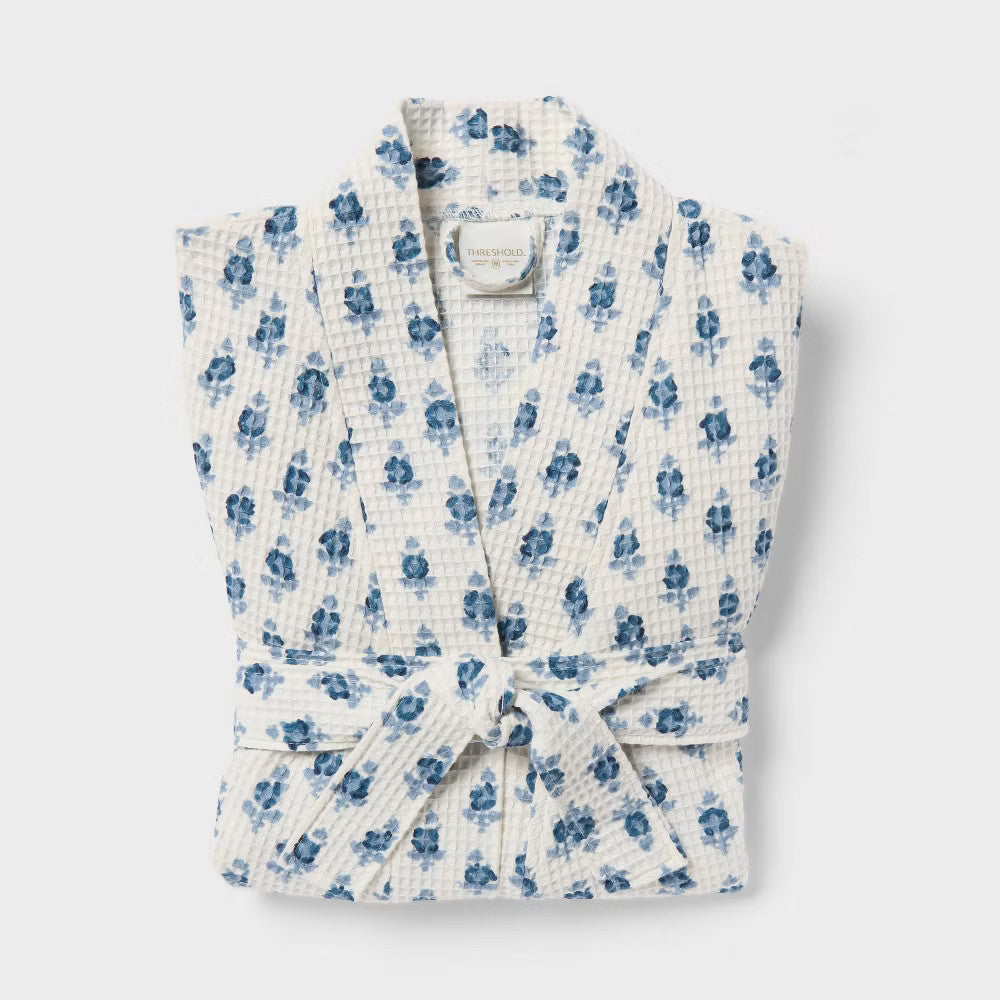 S/M Floral Waffle Bath Robe Blue/White - Threshold
