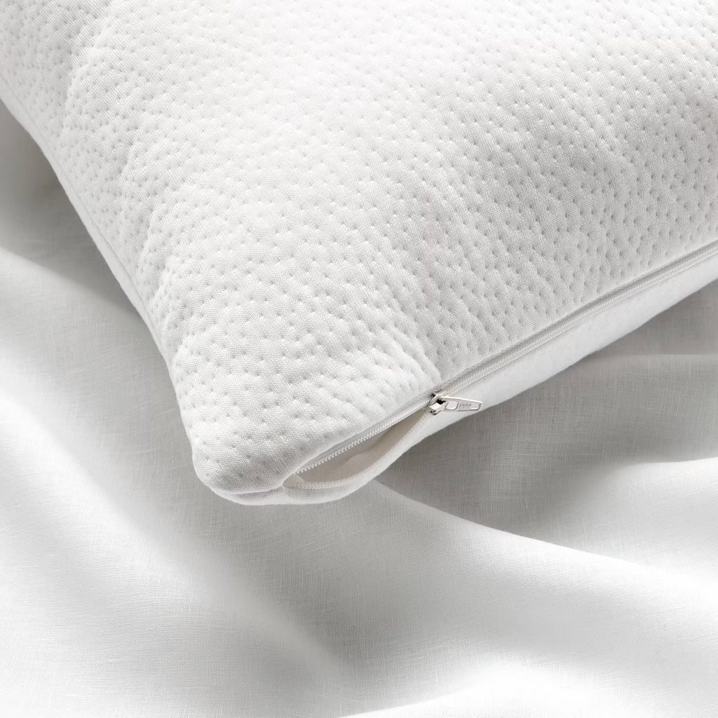 Standard/Queen Medium/Firm Memory Foam & Down Alternative Firm Bed Pillow - Casaluna