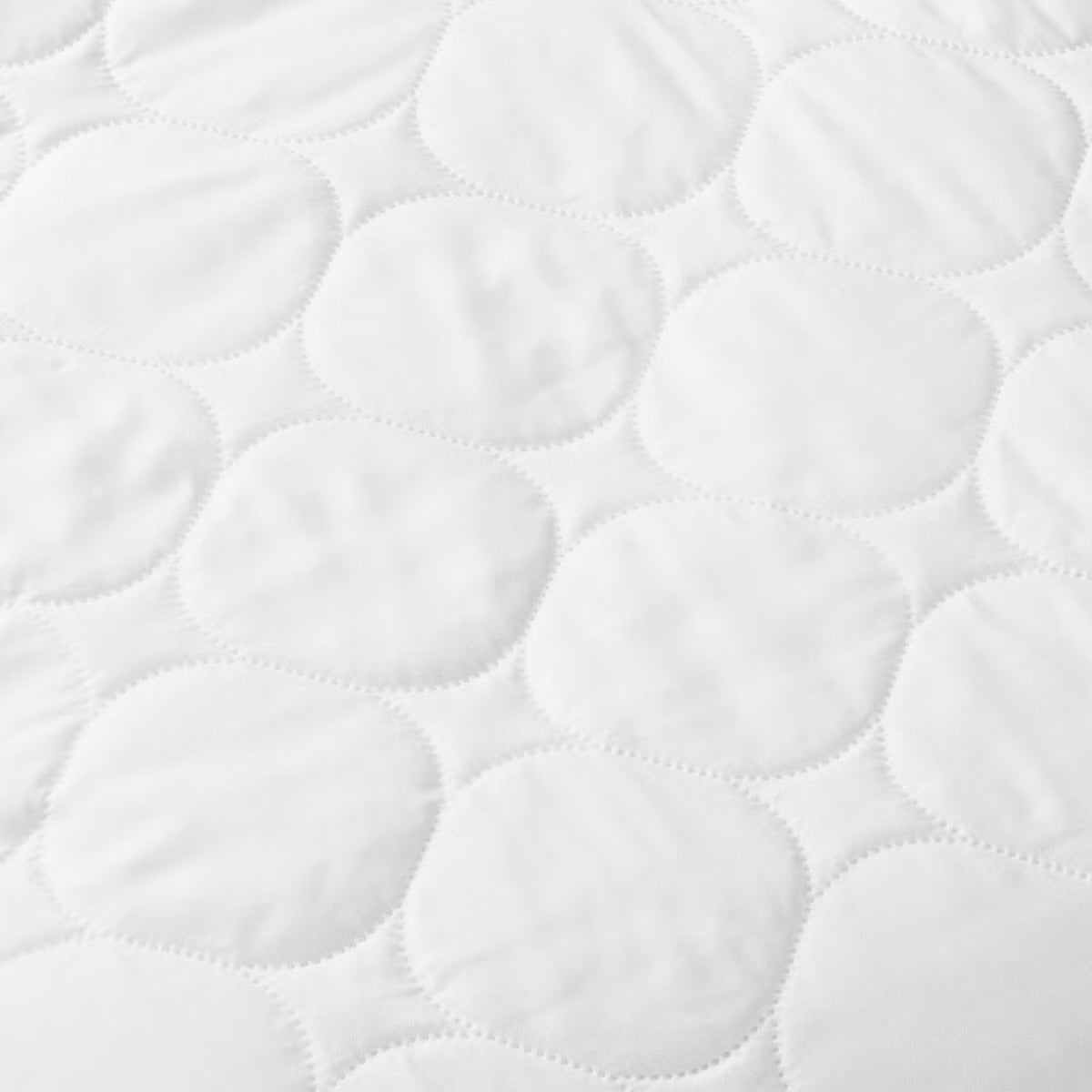 Queen Waterproof Quilted Mattress Pad - Room Essentials