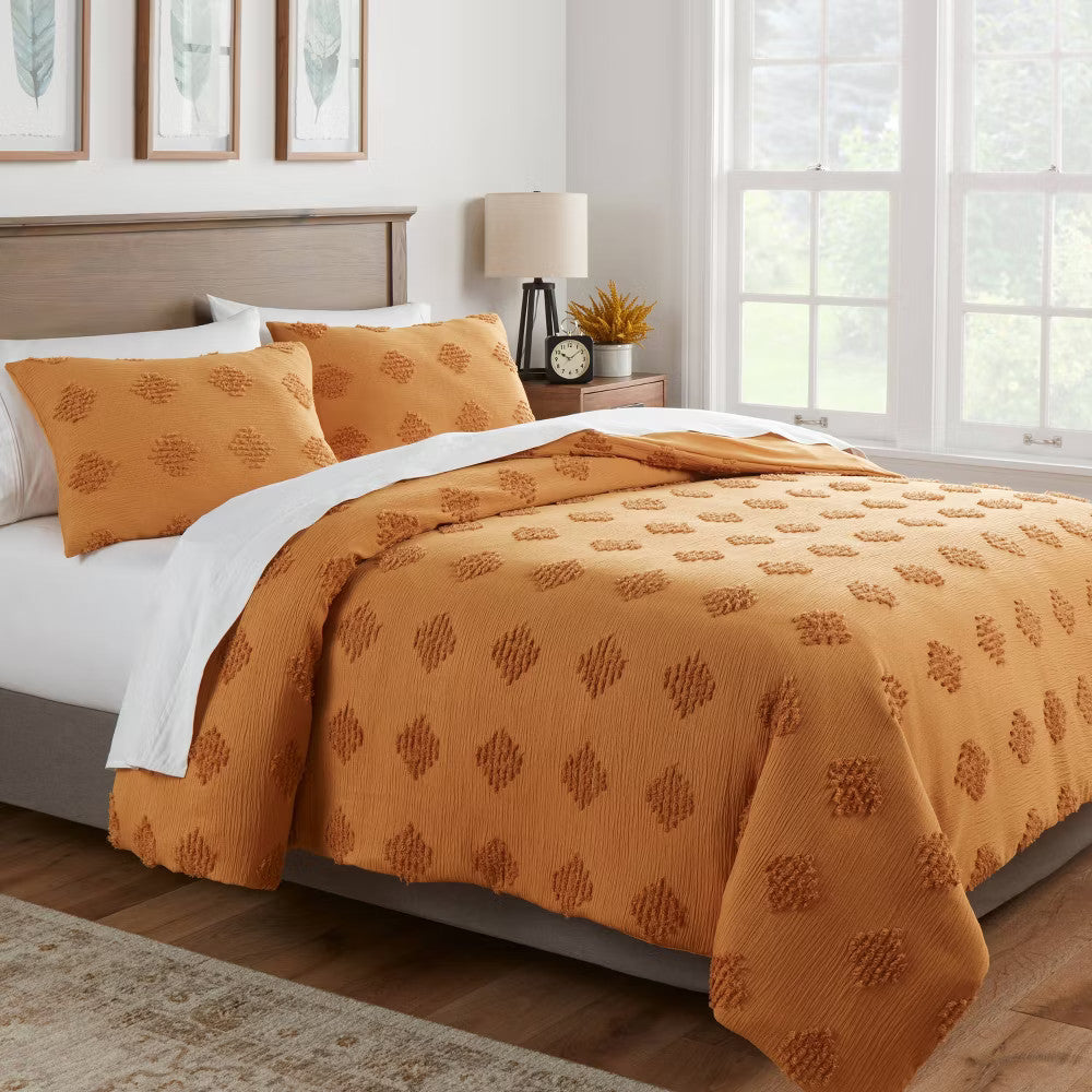 Full/Queen Tufted Diamond Crinkle Duvet Cover and Sham Set Dark Gold