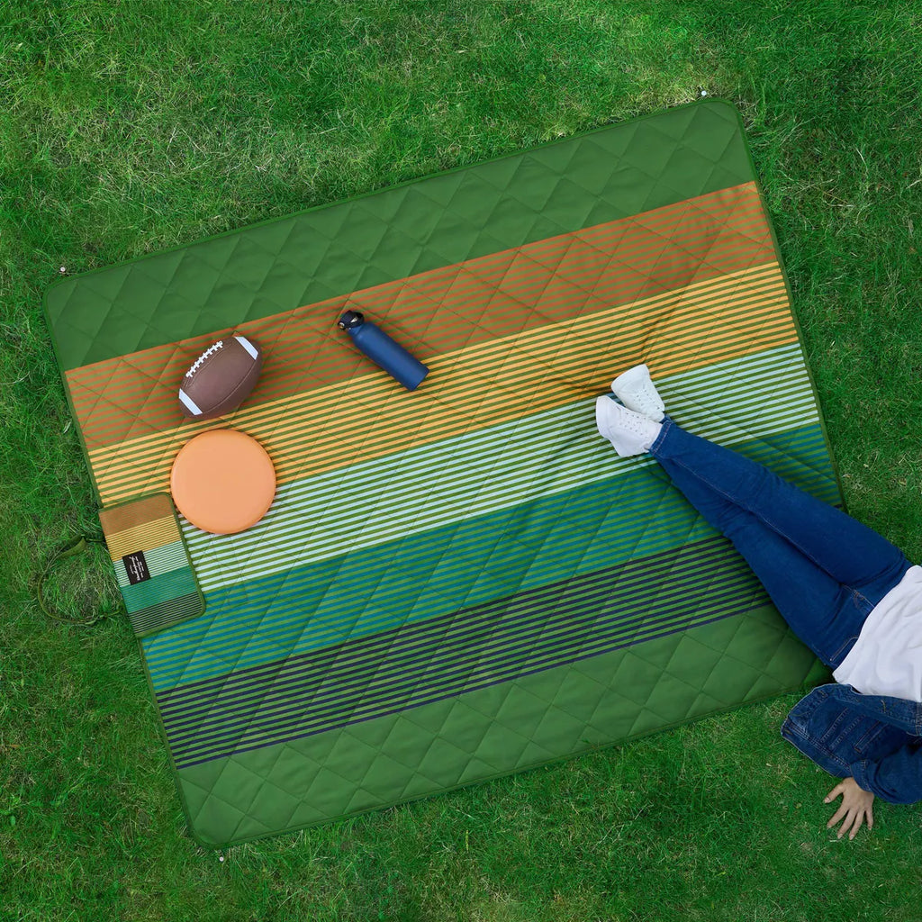 Weatherproof Vintage Camping Stripe Throw Blanket