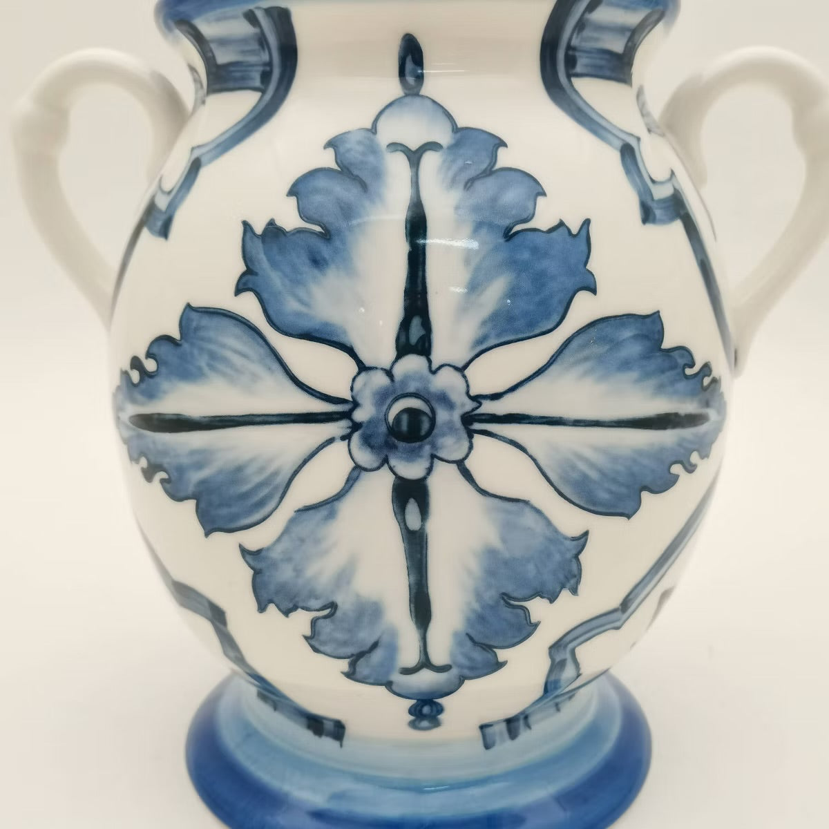 Muchoise Ceramic Vase with Handles White/Blue
