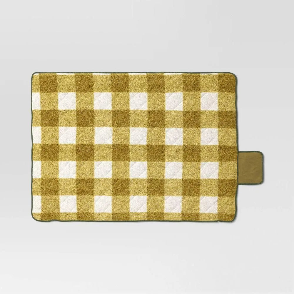On the Go Collection Quilted Checkered Throw Blanket Green - Room Essentials