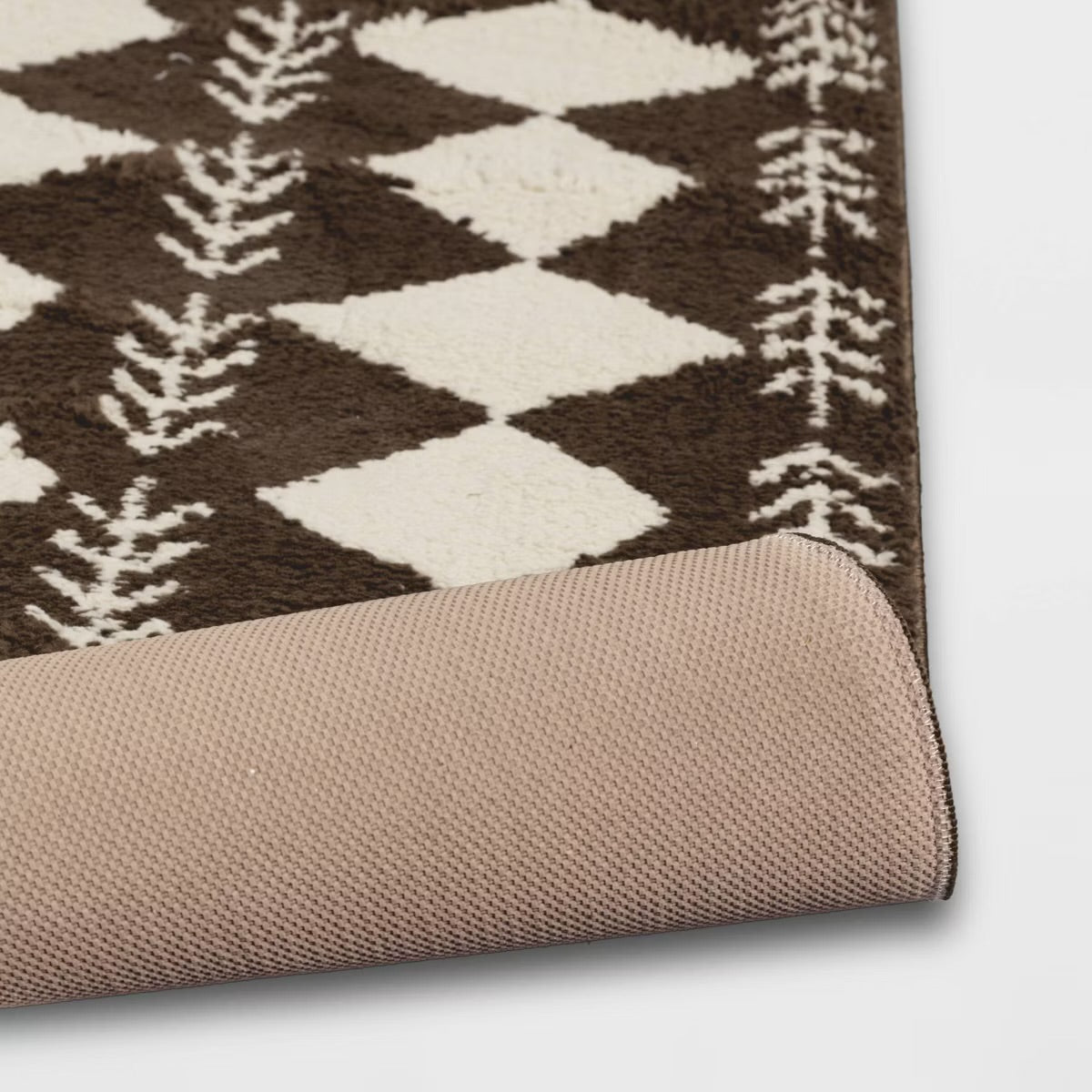 5 x 7 Irregular Diamond Shag Area Rug