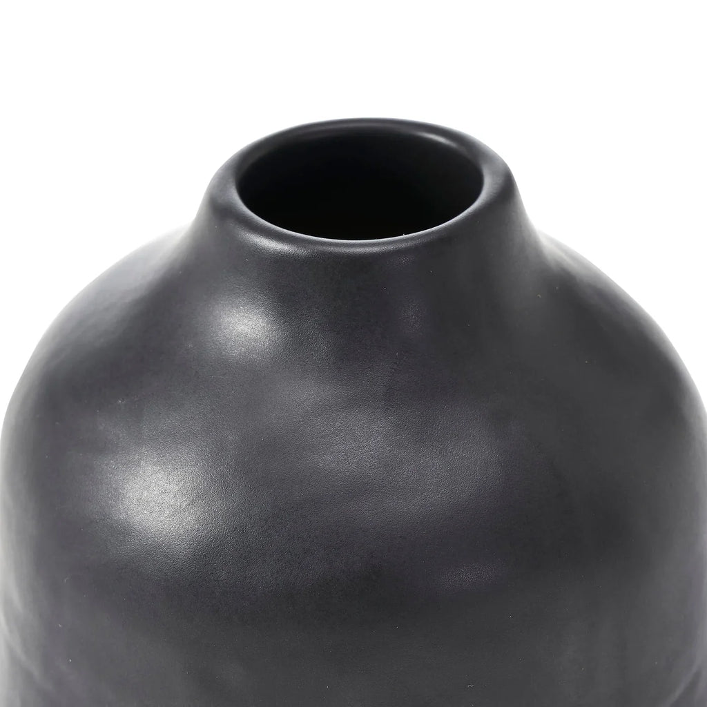 Forio  2-Piece Satin Black Vase Set