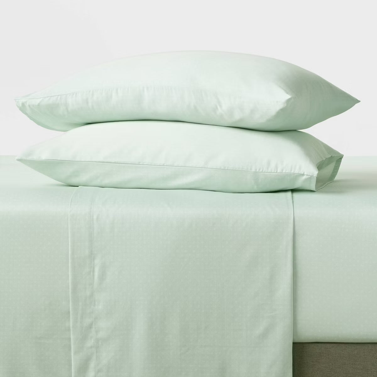 Full Easy Care Cotton Blend Sateen Sheet Set Mint Dot - Room Essentials
