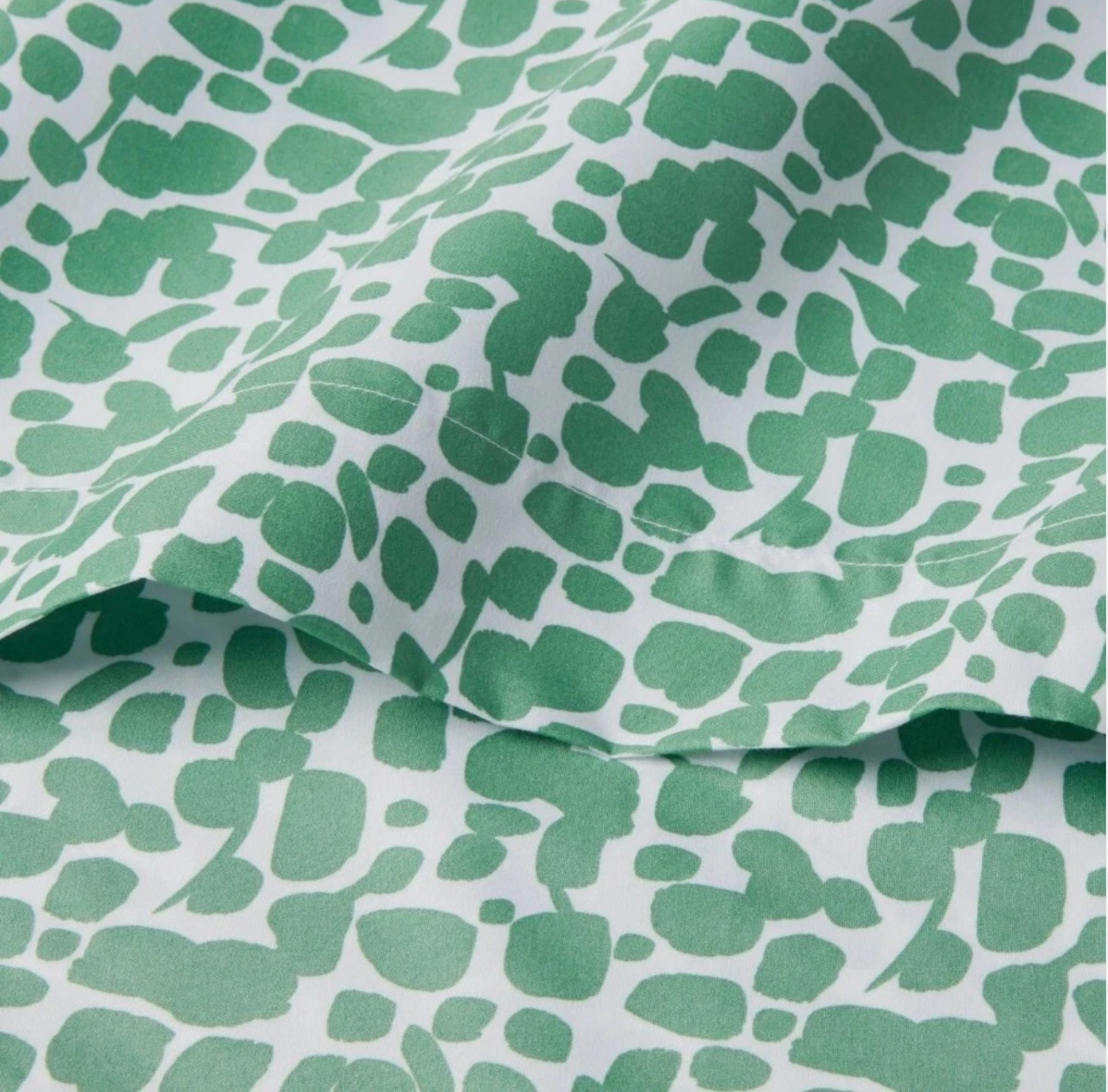 King Printed Microfiber Sheet Set Green Dot - Room Essentials
