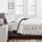 Twin/Twin Extra Long Satin Quilt White/Black - Room Essentials