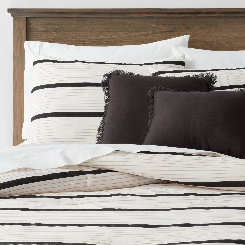 Full/Queen 5pc Modern Stripe Comforter Set Off-White - Threshold