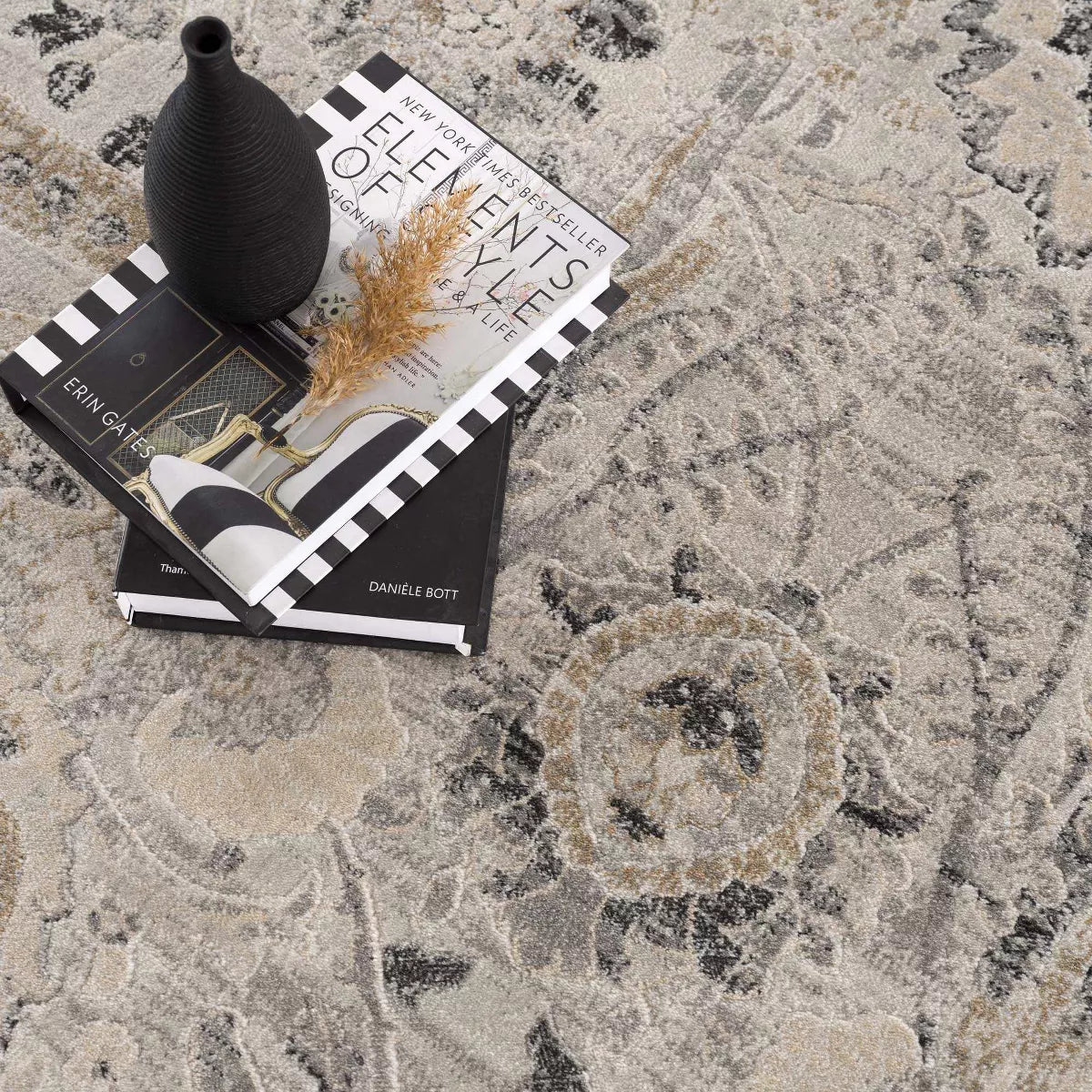 5’3 x 7’3 Obsidian Rustic Farmhouse Traditional Floral Medallion Area Rug