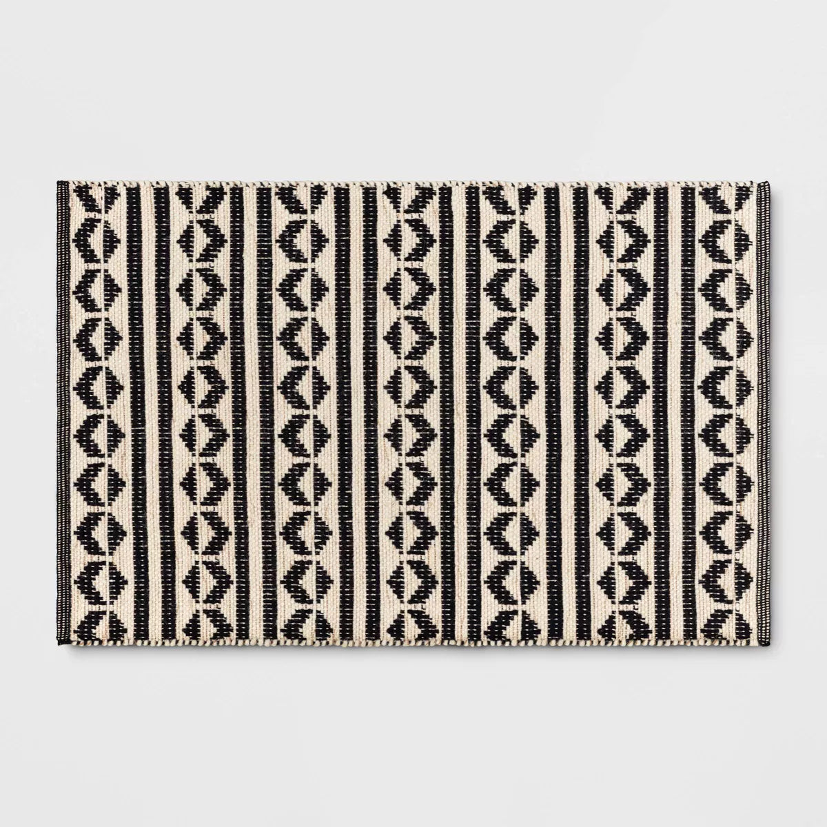 2'6"x4' Geometric Woven Accent Rug Black - Threshold