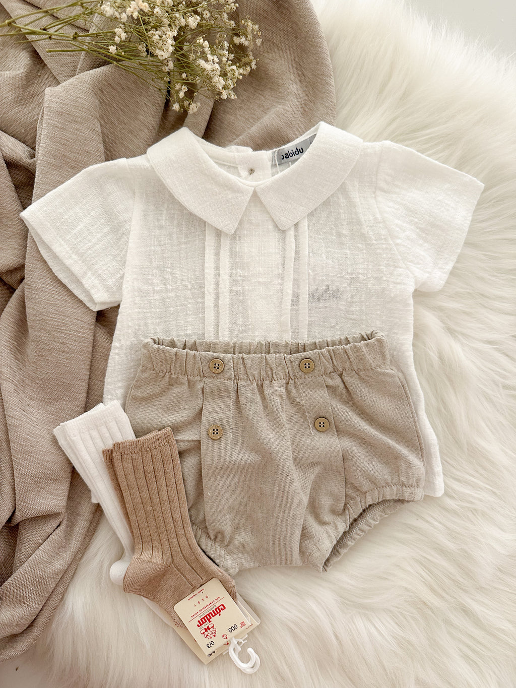 Tufted Upholstered Loveseat Sofa 61" Velvet Black 2 Seater