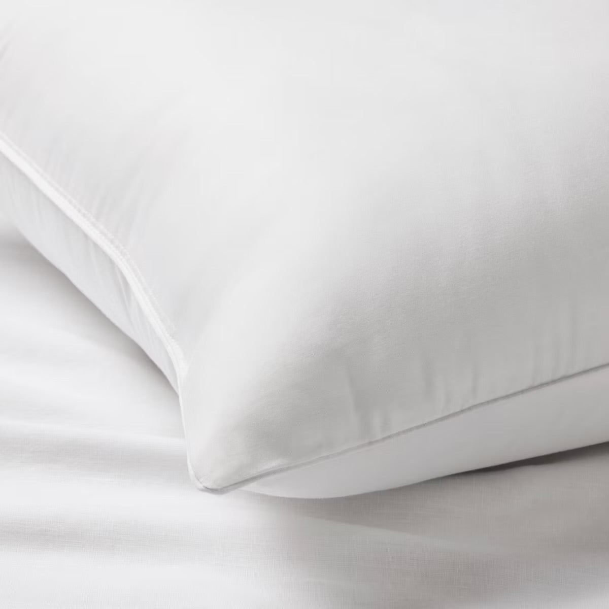 Standard/Queen Machine Washable Firm Down Alternative Pillow - Casaluna