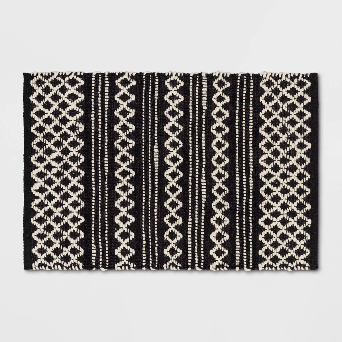 2'x3' Handloom Mixed Fibre Rug Black/White - Threshold