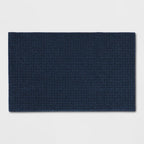 2'6 x 3'10" Washable Solid Machine Tufted Rug - Threshold