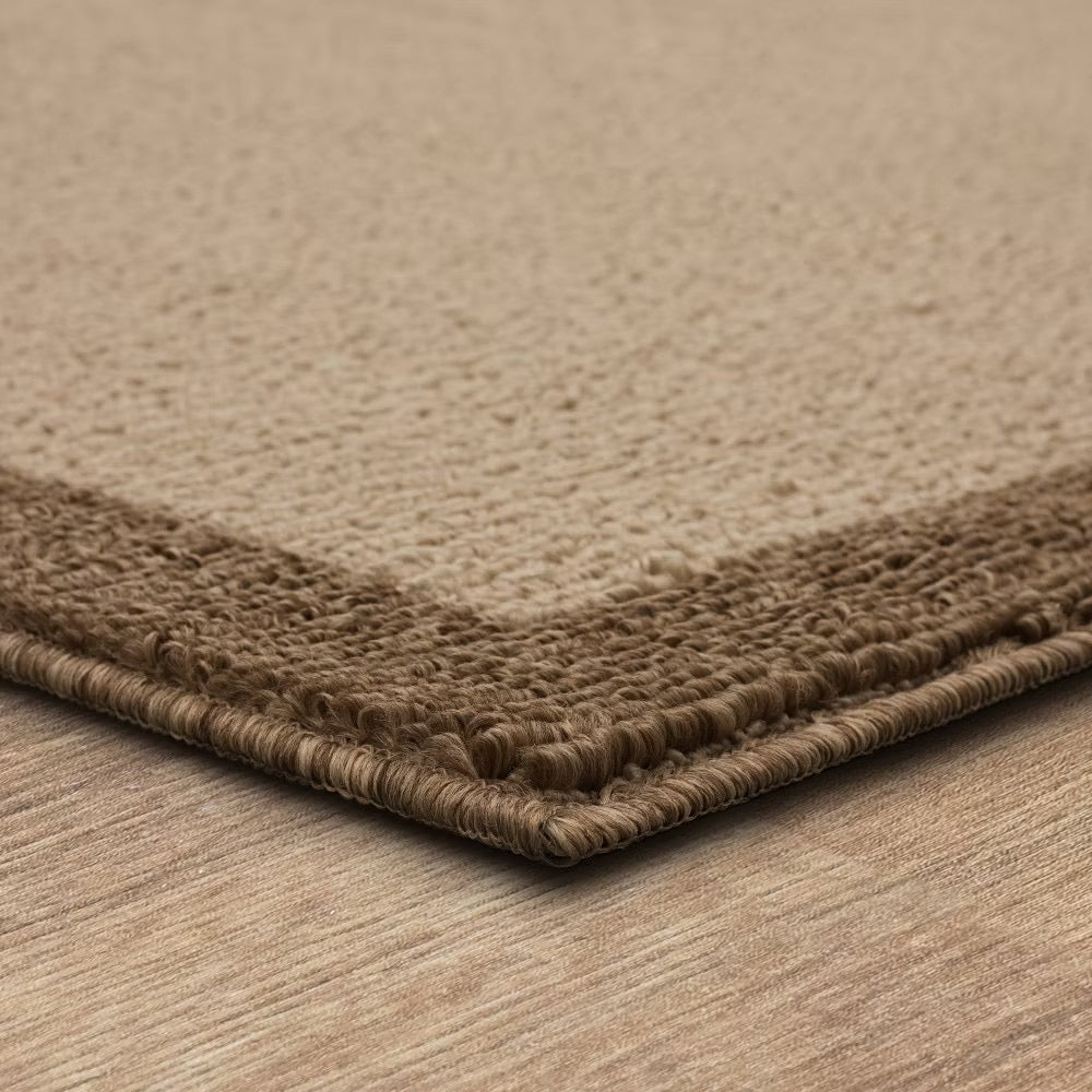 2'6" x 3'10" Madison Washable Rug - Threshold