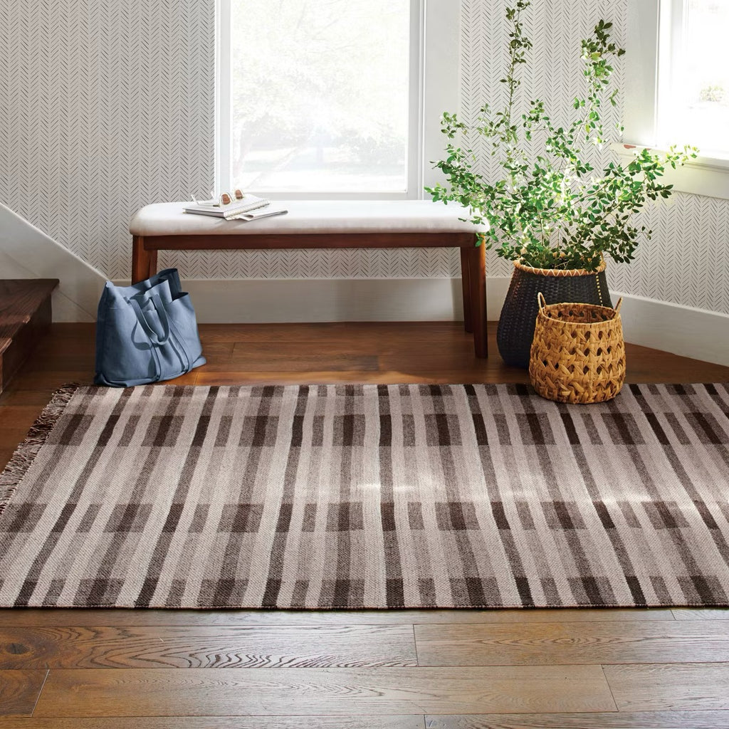 5'x7' Plaid Rug Brown - Threshold