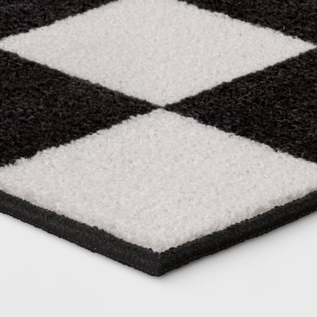 4'x5'5" Washable Small Checker Accent Rug Charcoal and Ivory - Room Essentials