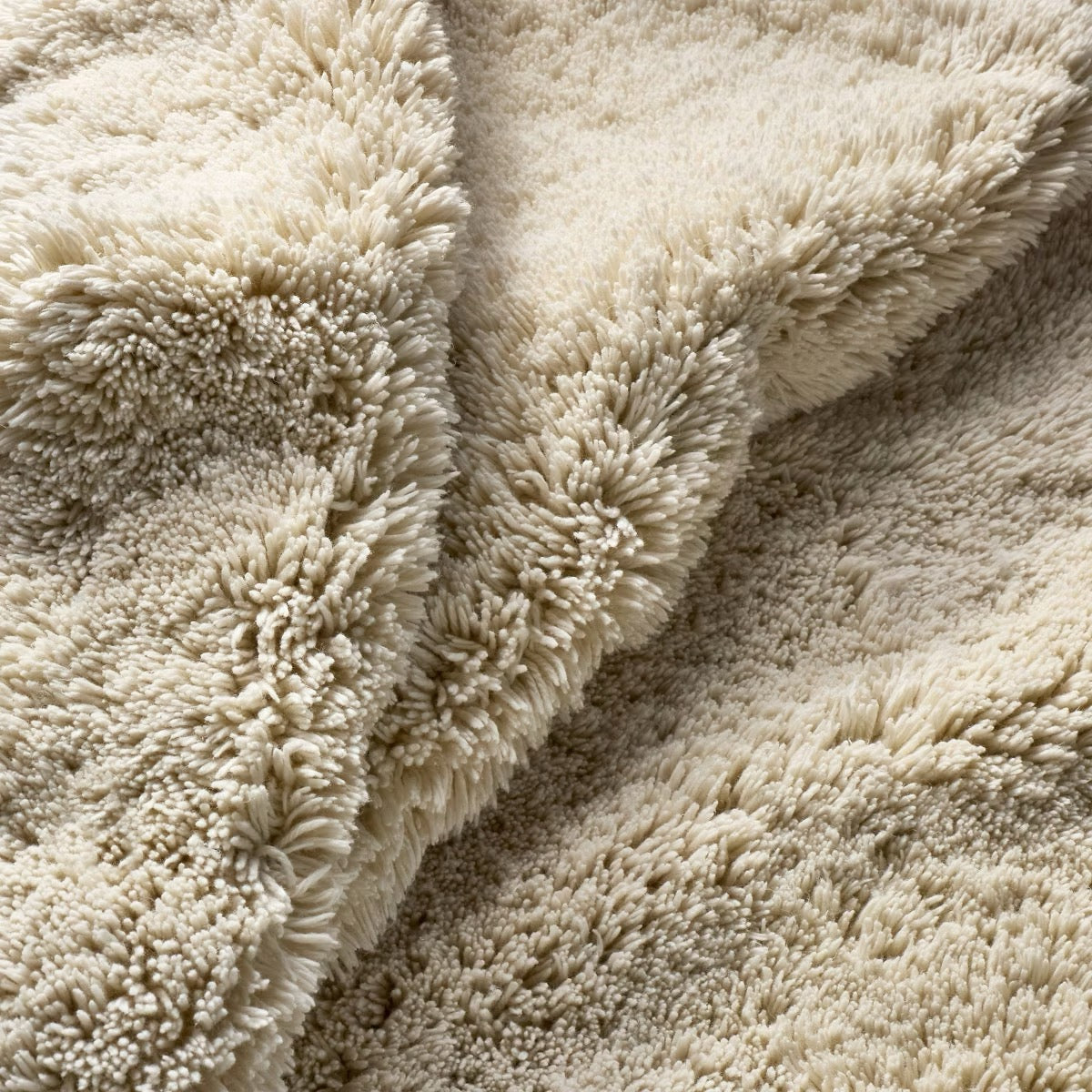 21"x34" Modal Plush Bath Rug Ivory - Casaluna