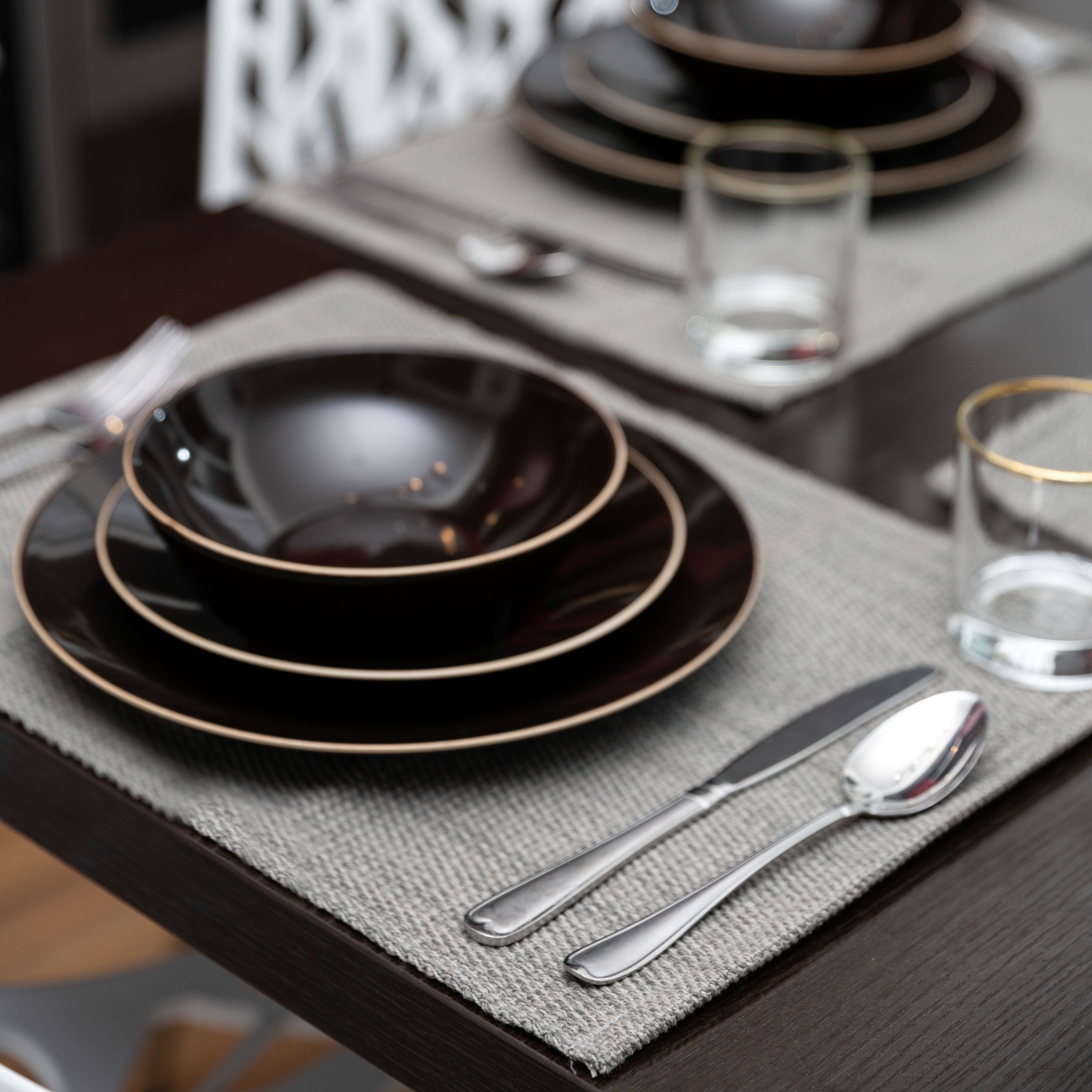 Casual Classic Cotton Placemats - Set of 4/set of 6