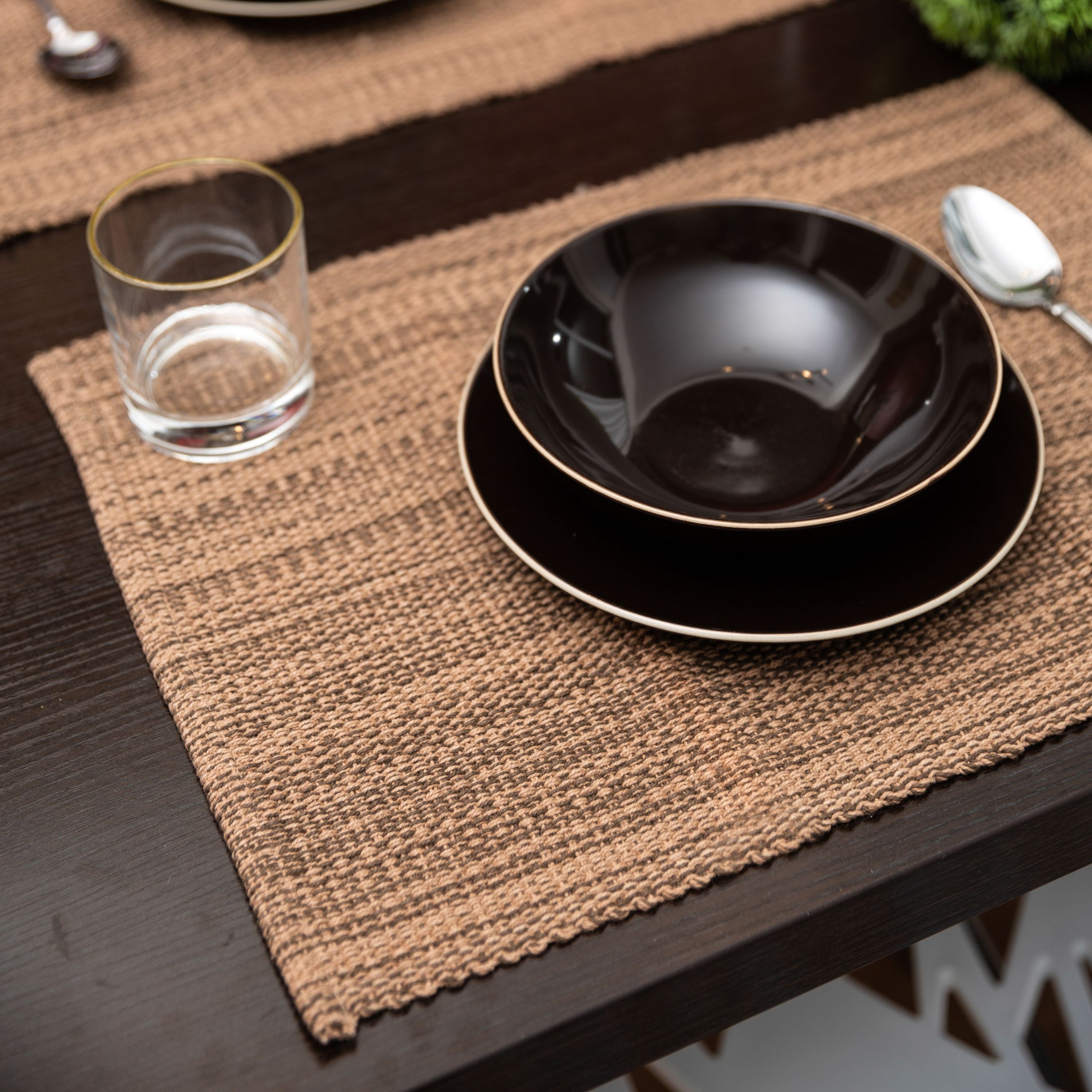 Casual Classic Cotton Placemats - Set of 4/set of 6